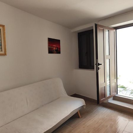 Rd22 Apartment 로비니 외부 사진