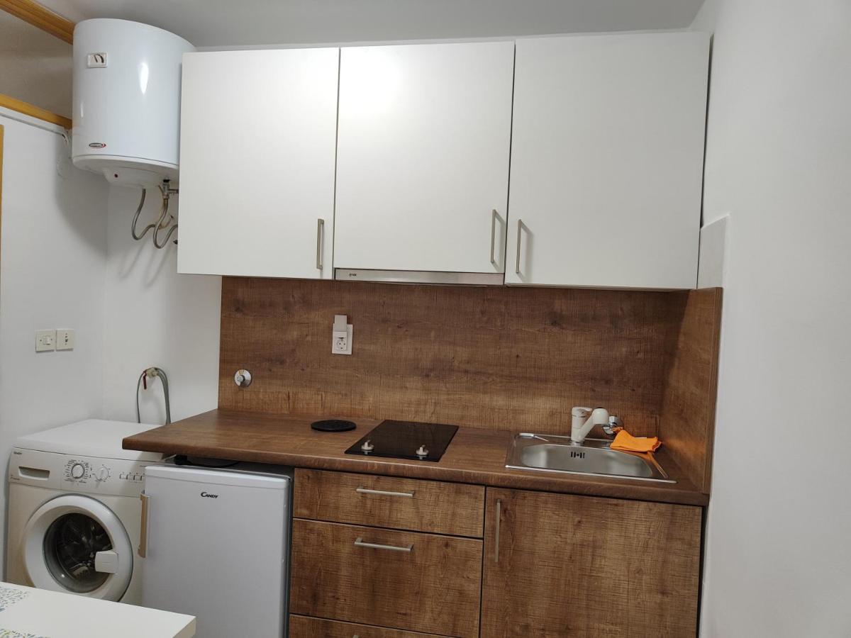 Rd22 Apartment 로비니 외부 사진